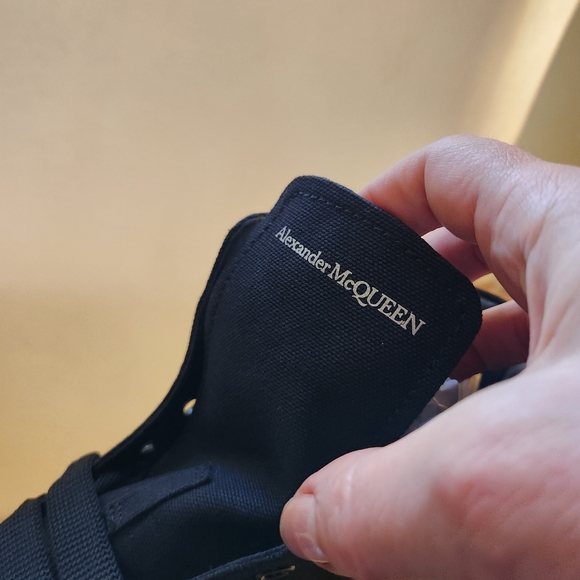 Alexander Mcqueen Plimsoll High-Top Sneakers size 43 BNWB - Picture 8 of 10